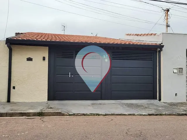 Casa 3 quartos e 2 banheiros, à venda, no bairro Jardim Pacaembu em Jundiaí