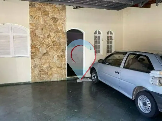 Casa 3 quartos e 2 banheiros, à venda, no bairro Jardim Pacaembu em Jundiaí