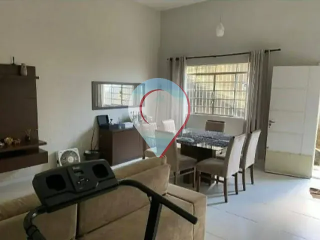 Casa 3 quartos e 2 banheiros, à venda, no bairro Jardim Pacaembu em Jundiaí