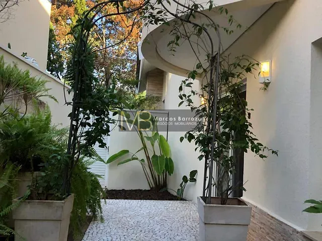 Casa 4 quartos e 6 banheiros, à venda ou para alugar, no bairro Vivendas do Arvoredo em Londrina