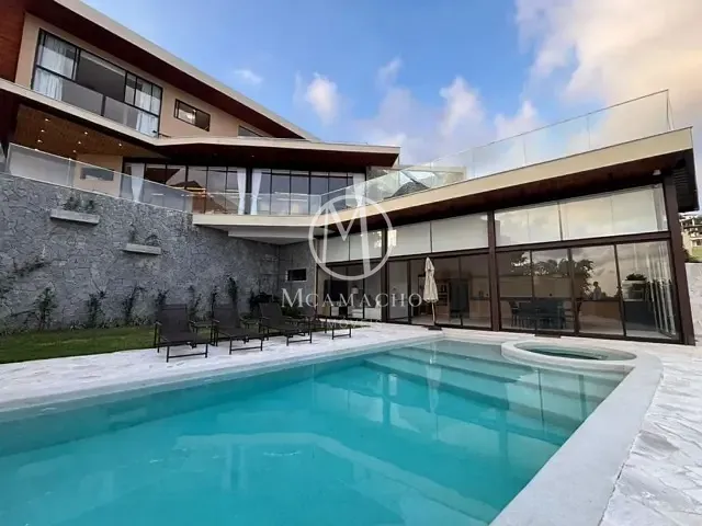 Casa 5 quartos e 8 banheiros, à venda, no bairro Joá em Rio de Janeiro