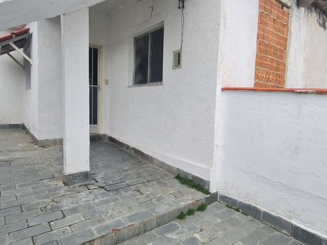 Foto do Casa - Casa com 1 dormitório para alugar, 50 m² por R$ 1.180,00/mês - Campo Grande - Rio de Janeiro/RJ | MG IMÓVEIS