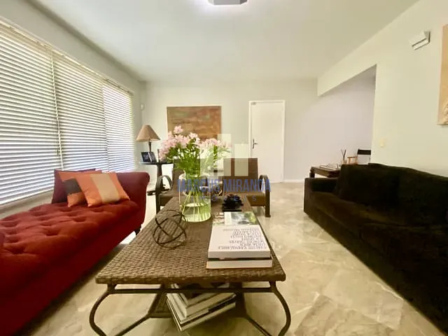 Casa com 450m² 5 quartos e 4 banheiros, à venda, no bairro Barra da Tijuca em Rio de Janeiro