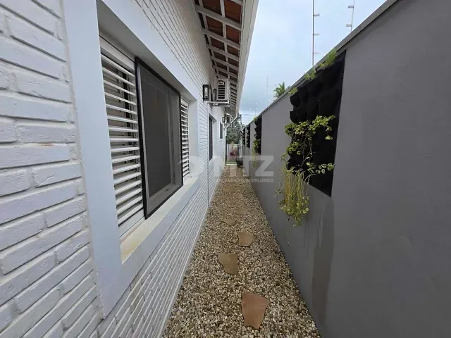 Casa com 576m² 3 quartos e 4 banheiros, à venda, no bairro Vila Sonia em Botucatu