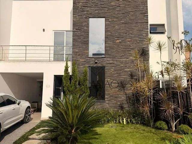 Casa 3 quartos e 3 banheiros, para alugar, no bairro São Judas Tadeu em Balneário Camboriú
