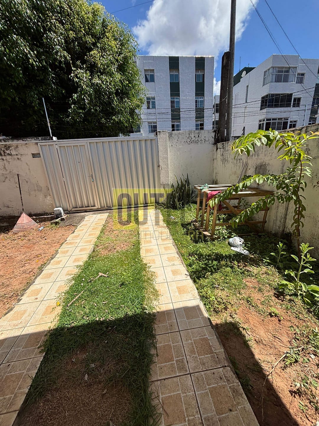 Casa à venda com 3 quartos, 300m² - Foto 4