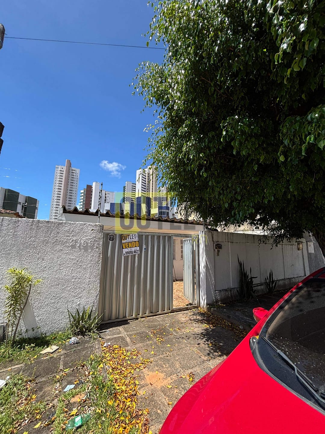 Casa à venda com 3 quartos, 300m² - Foto 2