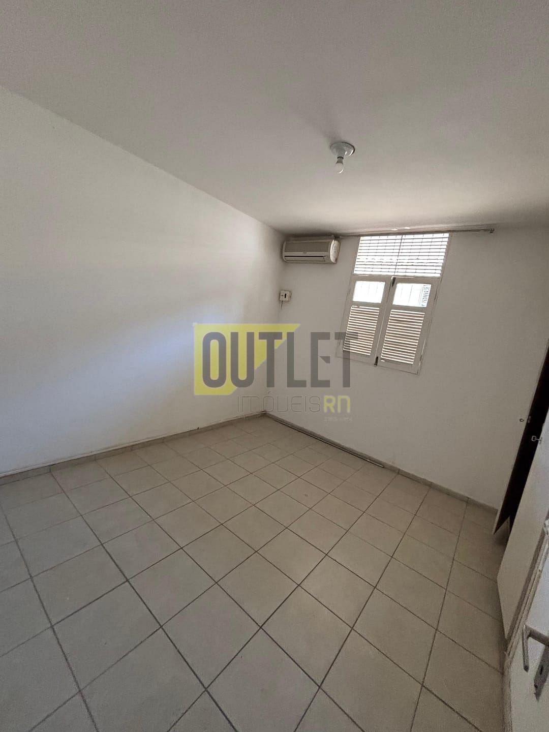 Casa à venda com 3 quartos, 300m² - Foto 12
