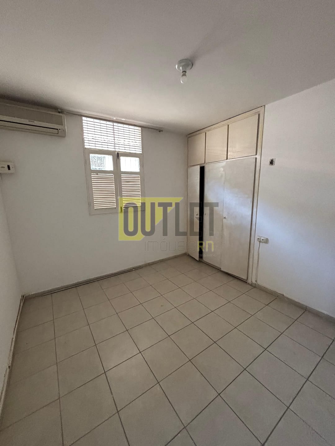 Casa à venda com 3 quartos, 300m² - Foto 14