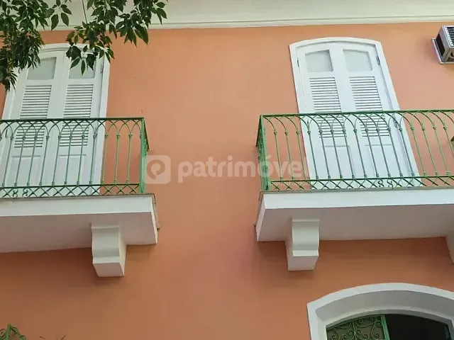 Casa com 340m² 5 quartos e 5 banheiros, à venda, no bairro Urca em Rio de Janeiro