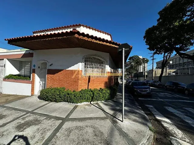 Casa com 150m² 2 quartos e 1 banheiro, para alugar, no bairro Vila Arens II em Jundiaí