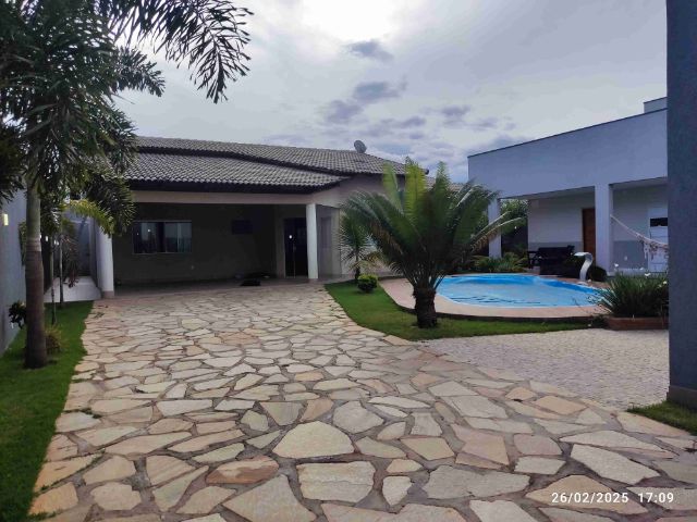 Casa com 800m² 3 quartos e 4 banheiros, à venda, no bairro Ponte Alta Norte (Gama) em Brasília