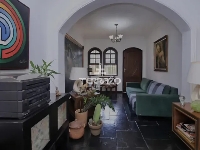 Casa com 205m² 4 quartos e 2 banheiros, à venda, no bairro Morada da Granja em Barra Mansa