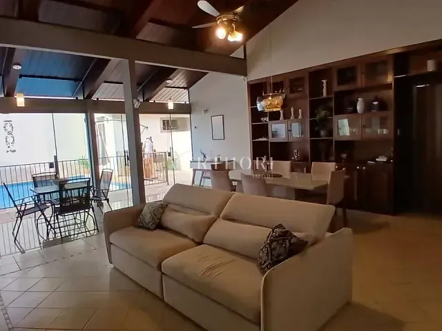 Casa com 330m² 3 quartos e 3 banheiros, à venda, no bairro Lago Parque em Londrina