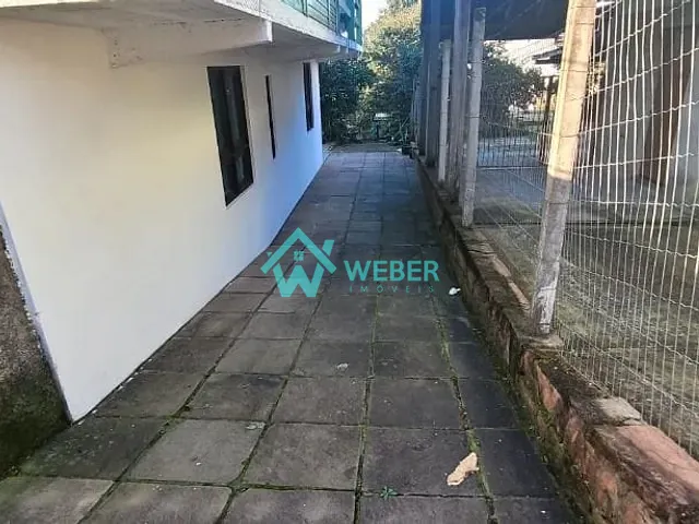 Casa com 100m² 2 quartos e 1 banheiro, para alugar, no bairro Petrópolis em Novo Hamburgo