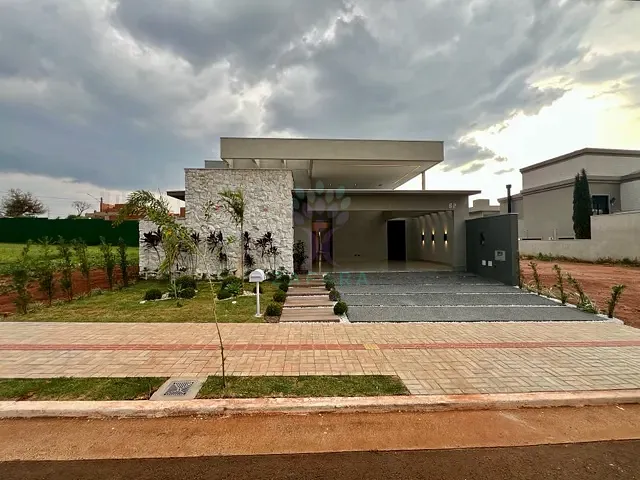 Casa com 370m² 3 quartos e 4 banheiros, à venda, no bairro Noroeste em Campo Grande