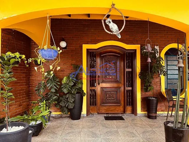 Casa com 5400m² 4 quartos e 2 banheiros, à venda, no bairro Condomínio Lagoinha em Jacareí