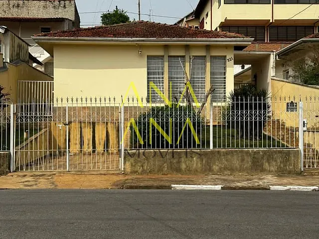 Casa com 250m² 2 quartos e 1 banheiro, à venda, no bairro Jardim Califórnia em Bragança Paulista