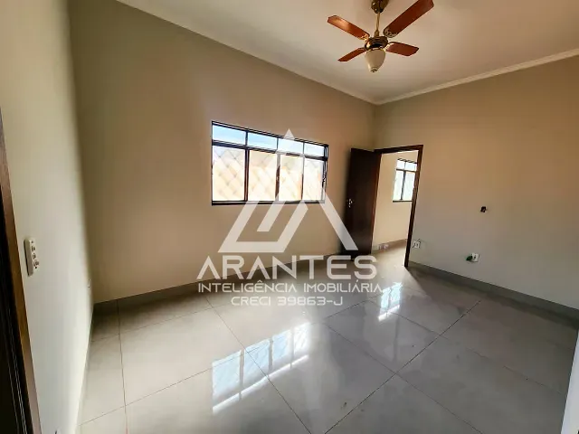 Casa 3 quartos e 3 banheiros, à venda, no bairro Nogueira em Barretos