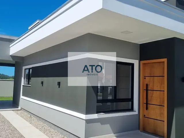 Casa 3 quartos e 2 banheiros, à venda, no bairro Bosque da Mata em Tijucas