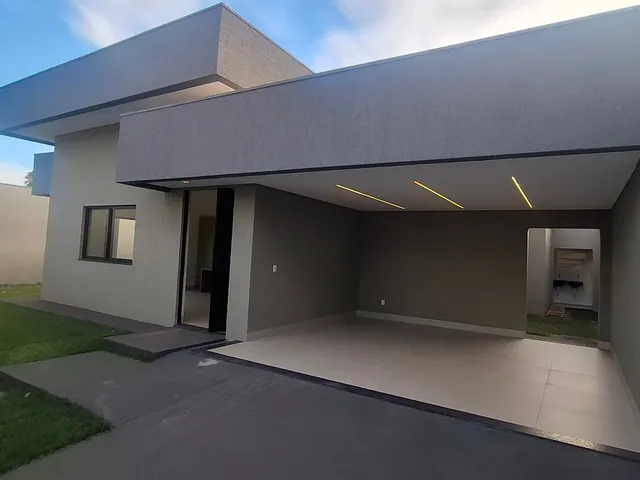 Casa 3 quartos e 1 banheiro, à venda, no bairro Setor Bueno em Goiânia