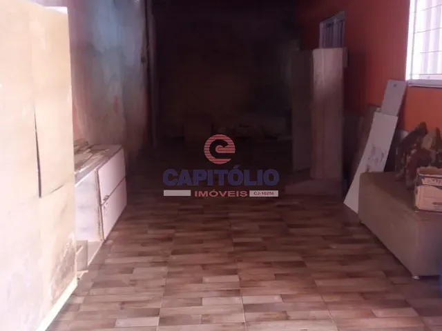 Casa com 264m² 2 quartos e 2 banheiros, à venda, no bairro Santo Hilário em Goiânia