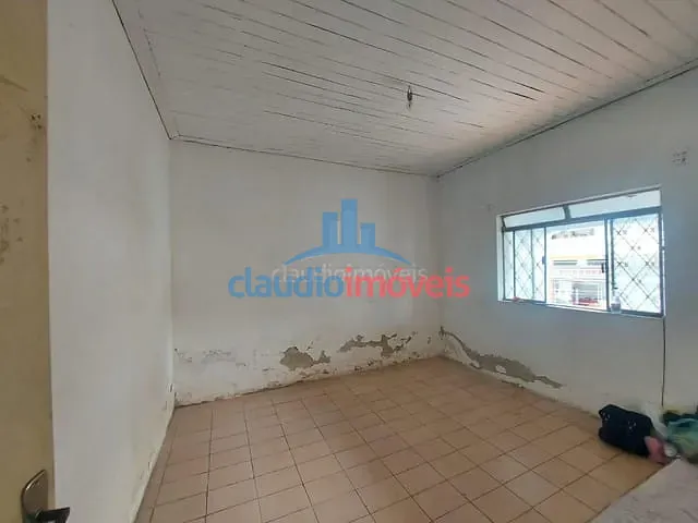 Casa com 480m² 3 quartos e 2 banheiros, à venda, no bairro São Luís em Barra Mansa