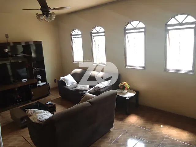 Casa com 165m² 5 quartos e 3 banheiros, à venda, no bairro Jardim Estoril em Bauru
