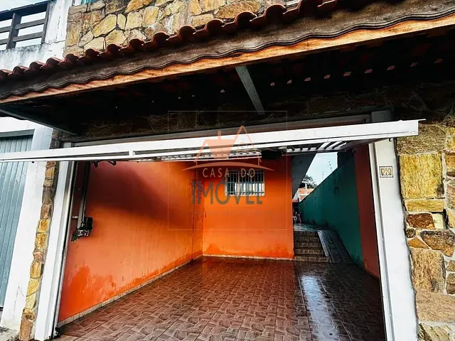 Casa com 216m² 3 quartos e 2 banheiros, à venda, no bairro Outeiro de Passárgada em Cotia