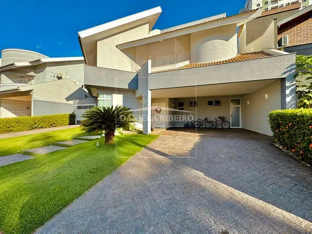 Casa com 540m² 4 quartos e 5 banheiros, à venda, no bairro Parque Residencial Alcântara em Londrina