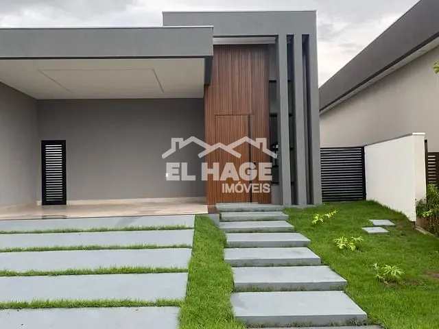 Casa com 300m² 3 quartos e 5 banheiros, à venda, no bairro Jardim Imperial em Cuiabá