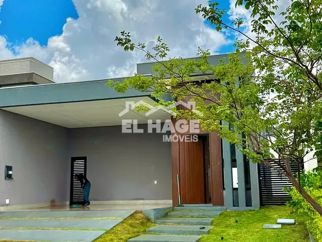 Casa com 300m² 3 quartos e 5 banheiros, à venda, no bairro Jardim Imperial em Cuiabá