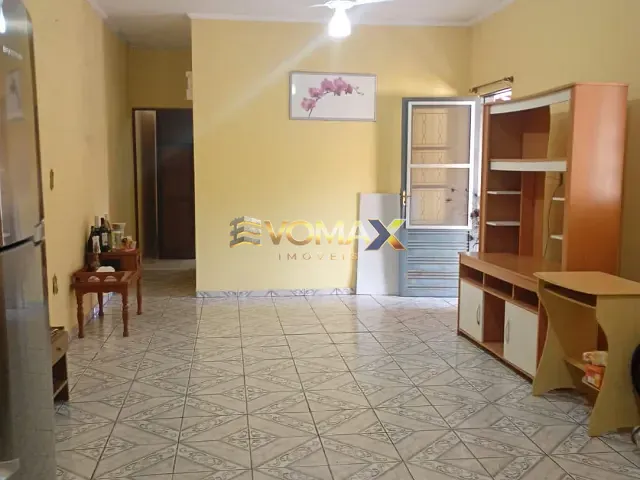 Casa 2 quartos e 2 banheiros, à venda ou para alugar, no bairro Varginha em Itapetininga