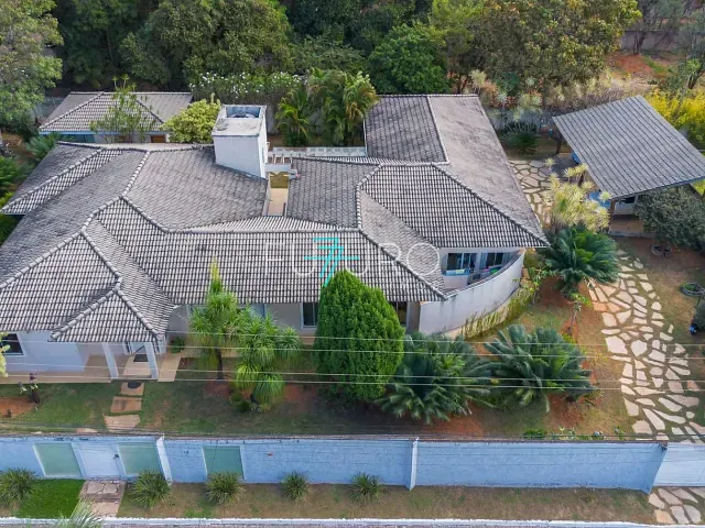 Casa com 480m² 4 quartos e 7 banheiros, para alugar, no bairro Jardim Botanico em Brasília
