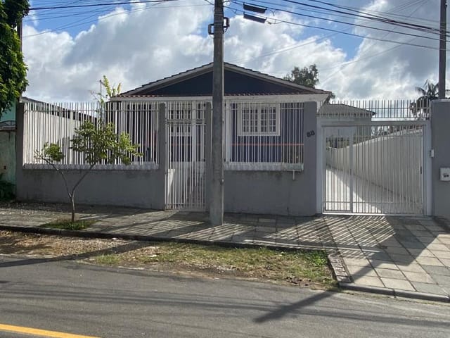 Casa com 420m² 5 quartos e 3 banheiros, à venda, no bairro São Domingos em São José dos Pinhais