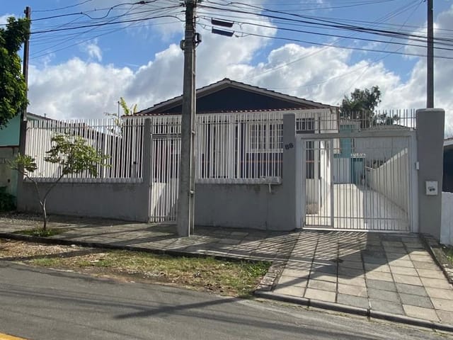 Casa com 420m² 5 quartos e 3 banheiros, à venda, no bairro São Domingos em São José dos Pinhais
