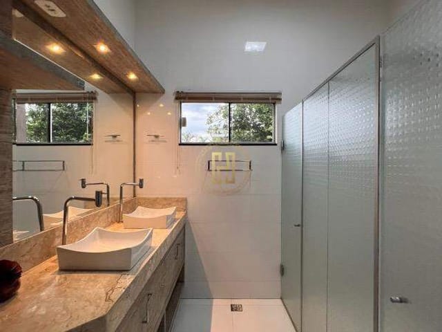 Casa com 523m² 4 quartos e 5 banheiros, à venda, no bairro Condomínio Esplanada do Sol em Nova Mutum