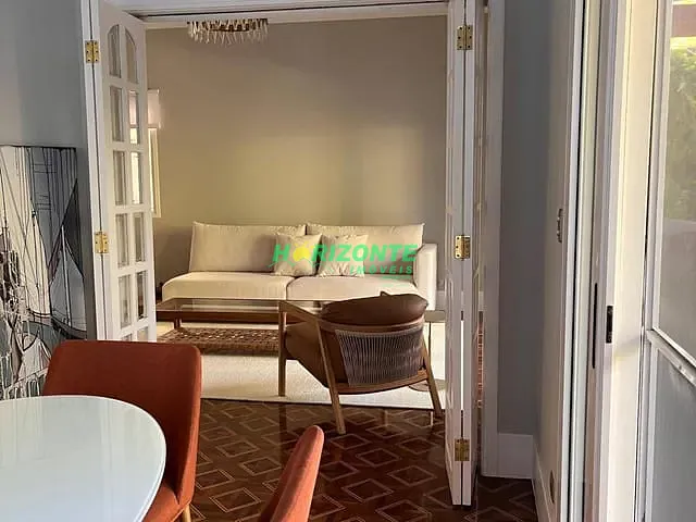 Casa com 450m² 4 quartos e 5 banheiros, à venda, no bairro Urbanova em São José dos Campos