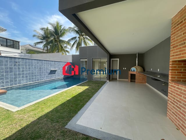 Casa 4 quartos e 5 banheiros, à venda, no bairro Barra da Tijuca em Rio de Janeiro