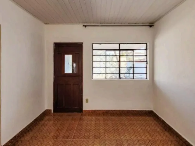 Casa com 300m² 2 quartos e 1 banheiro, à venda, no bairro Cariobinha em Americana