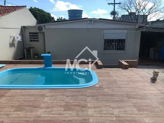 Casa 3 quartos e 3 banheiros, à venda, no bairro Areal em Pelotas