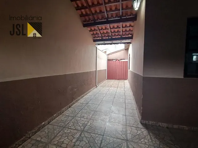 Casa com 132m² 2 quartos e 1 banheiro, à venda, no bairro Vila Menino Jesus em Caçapava