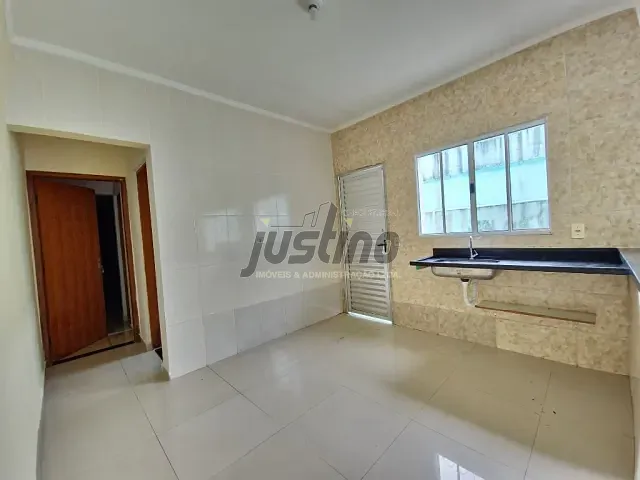 Casa com 125m² 2 quartos e 1 banheiro, à venda, no bairro Jardim Magalhães em Itanhaém