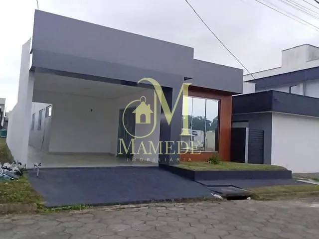 Casa 3 quartos e 2 banheiros, à venda, no bairro Centro em Ananindeua