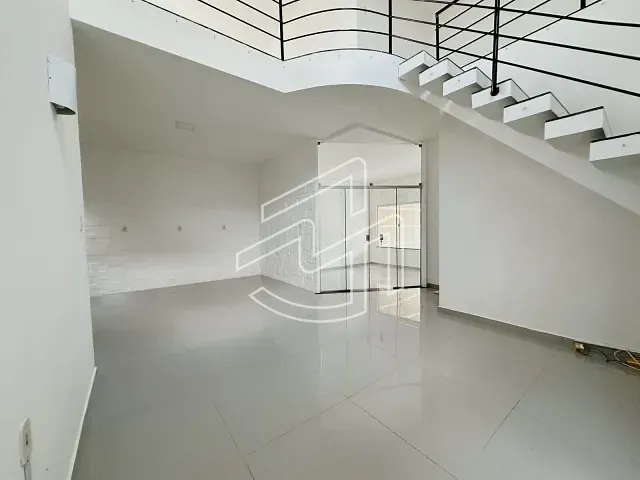 Casa 4 quartos e 6 banheiros, à venda, no bairro Quarenta Horas (Coqueiro) em Ananindeua