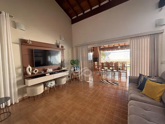 Casa com 614m² 5 quartos e 4 banheiros, à venda, no bairro Nova Jaguariúna em Jaguariúna
