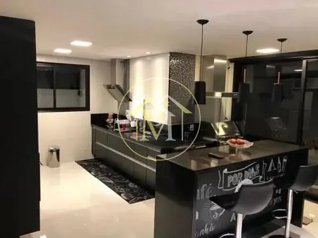 Casa com 250m² 3 quartos e 5 banheiros, à venda, no bairro Iporanga em Sorocaba