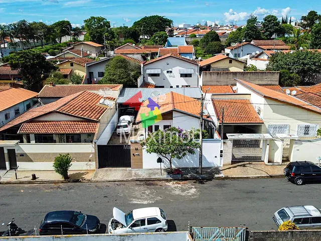 Casa com 250m² 3 quartos e 2 banheiros, à venda, no bairro Jardim Macucos em Itapira