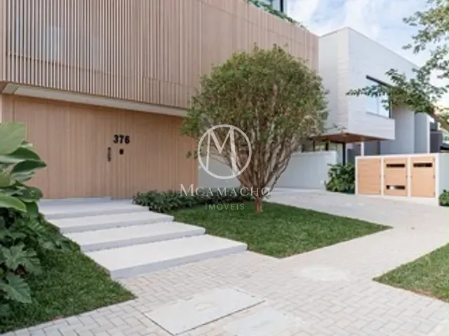 Casa 5 quartos e 7 banheiros, à venda, no bairro Barra da Tijuca em Rio de Janeiro