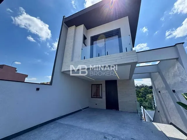 Casa 3 quartos e 5 banheiros, à venda, no bairro Chácara Jaguari (Fazendinha) em Santana de Parnaíba